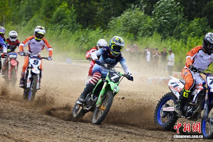 大兴安岭十八驿站上演极限速度对决