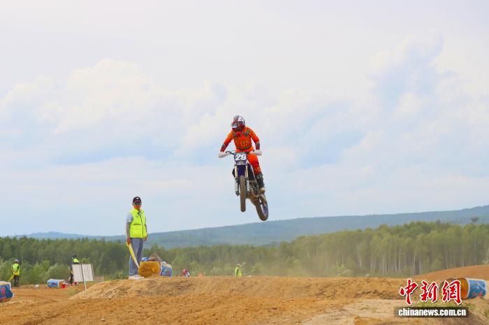 大兴安岭十八驿站上演极限速度对决