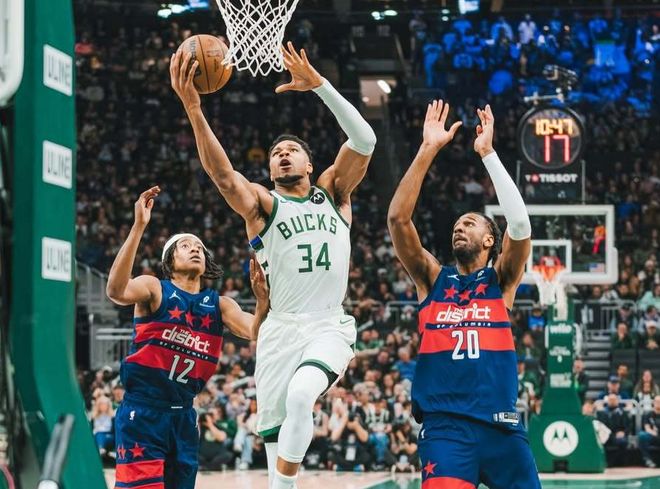 字母哥伤病隐患暴露 雄鹿季后赛前景堪忧