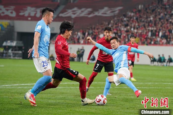 成都蓉城2-0力克大连英博