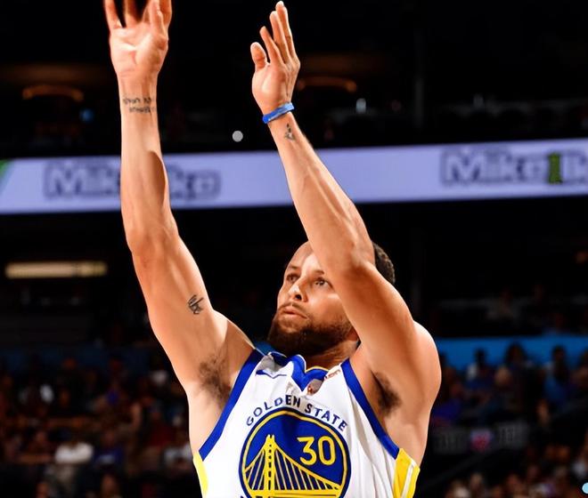 太阳力克勇士挺进季后赛 魔术大胜黄蜂锁定席位